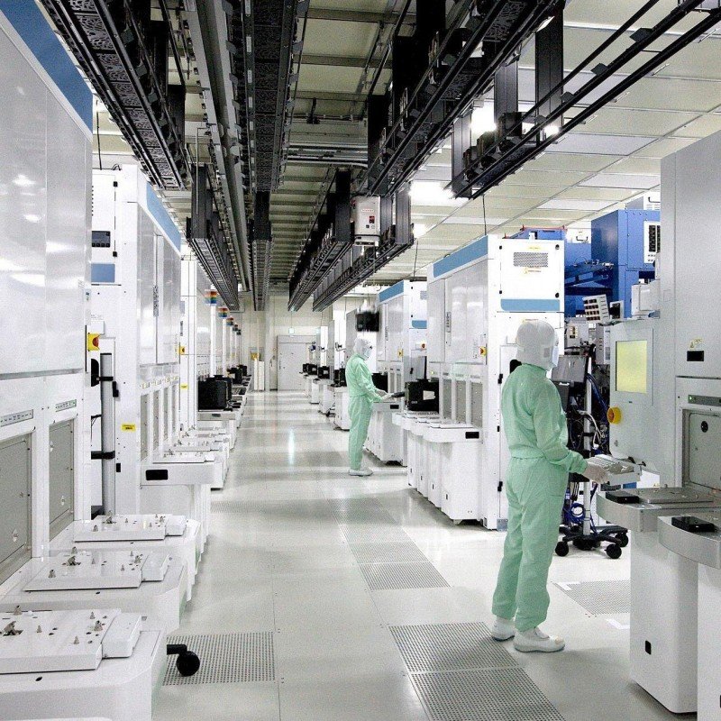 semiconductor wafer factory precise fastening
